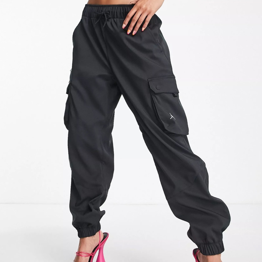 NIKE JORDAN CARGO PANT